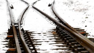 Växel i järnvägsräls under vintern